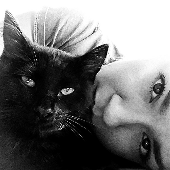 Meet your Posher, Kary