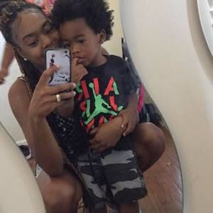 Meet your Posher, Simone