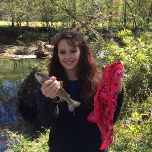 Meet your Posher, Hannah