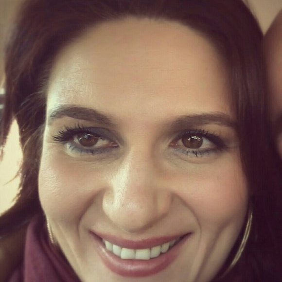 Meet your Posher, Ivet