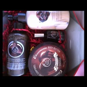 The Body Shop Chocomania 4 pc gift set