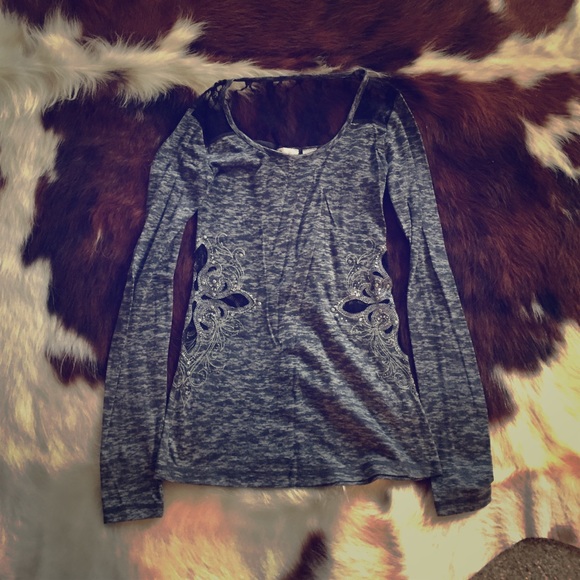 Lace back miss me shirt