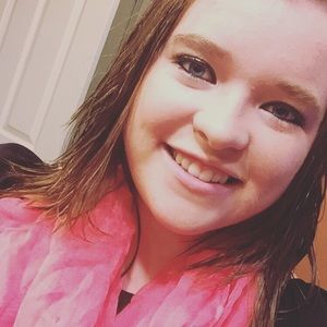 Meet your Posher, Lynzee