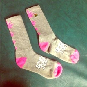 Pink&Gray Weed Leaf Socks