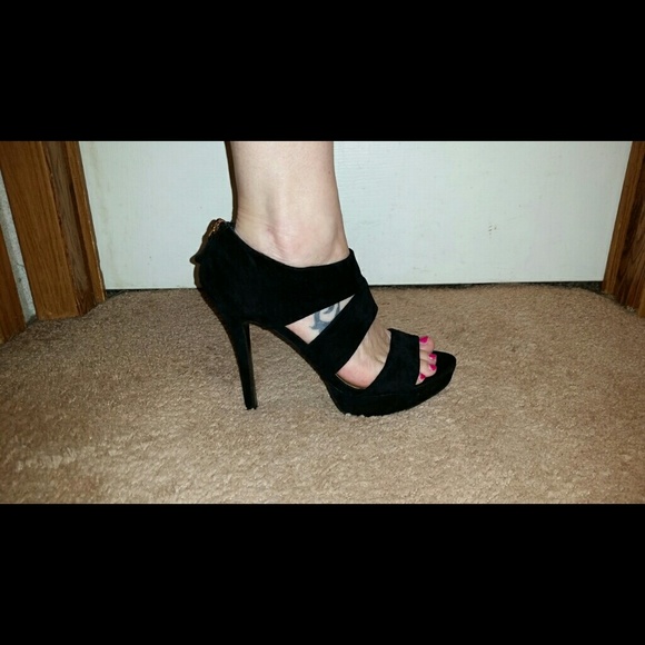 Black open toe bootie