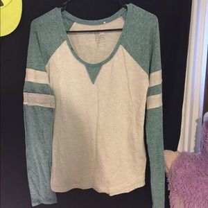 Baseball tee