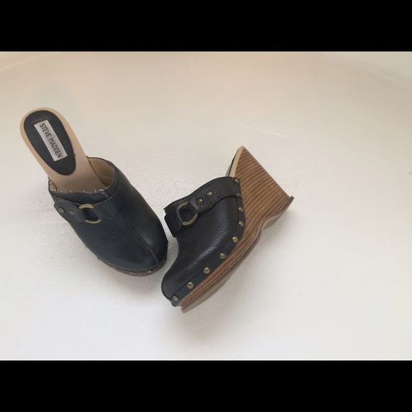 Brown clogs