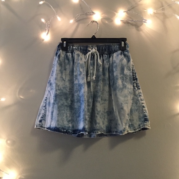 Acid Washed skirt