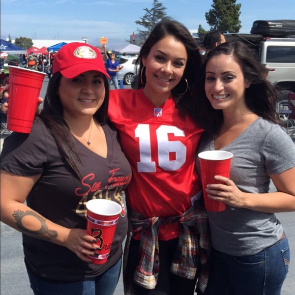 Meet your Posher, Yvette - Picture 2 of 4