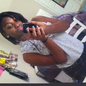 Meet your Posher, Jasmin