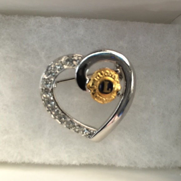 Pendant - Picture 2 of 2