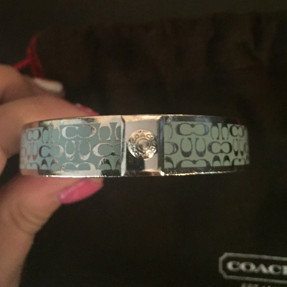 Coach bangle in light blue - Picture 4 of 4