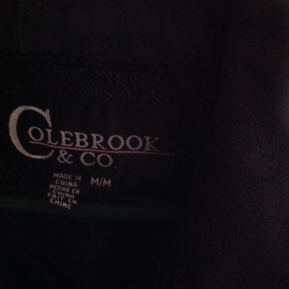 Beautiful leather jacket and leather hat - Picture 2 of 4