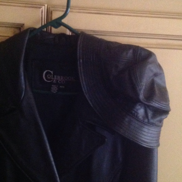 Beautiful leather jacket and leather hat - Picture 4 of 4