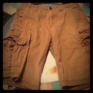 MENS KHAKI CARGO SHORTS