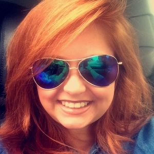 Meet your Posher, Britney