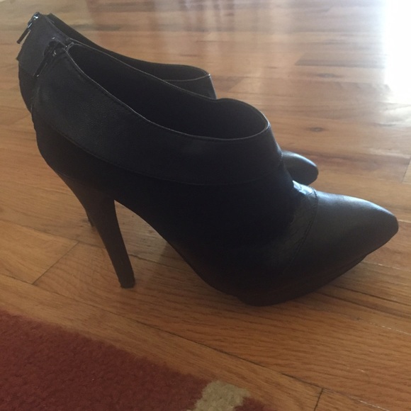 Black Pointed Toe Booties - Picture 2 of 2