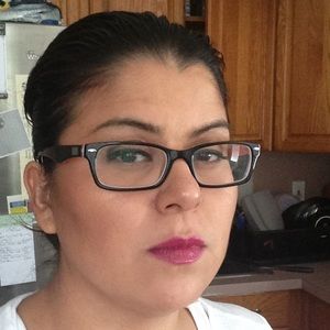 Meet your Posher, Monica