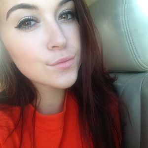 Meet your Posher, Jenna