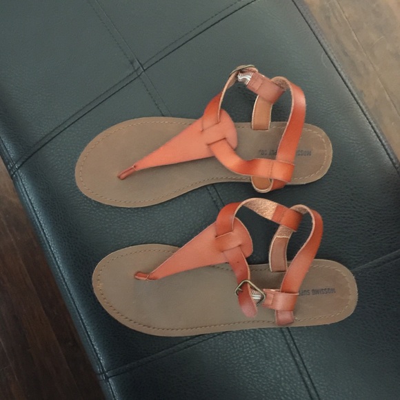Mossimo sandals