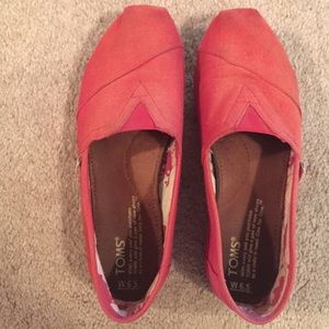 Red Toms