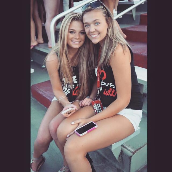 Meet your Posher, Delaney