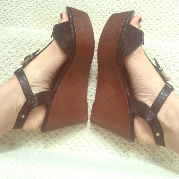 Low black wedges from ALDO.