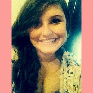 Meet your Posher, Rachel