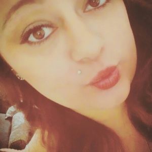 Meet your Posher, Marissa