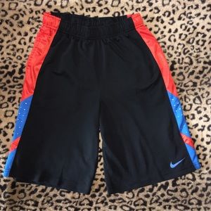 NIKE ELITE YOUTH L SHORTS