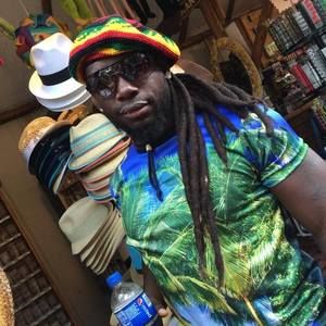 Meet your Posher, Buck