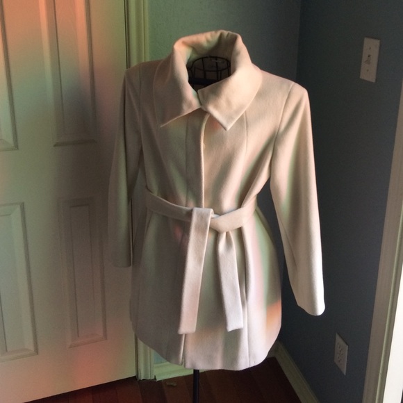 Beautiful cream over coat