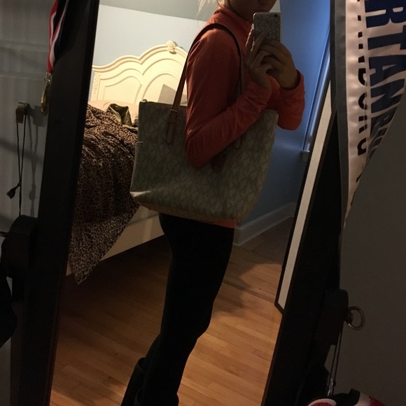 SOLD ON Ⓜ️ercari - Picture 3 of 4