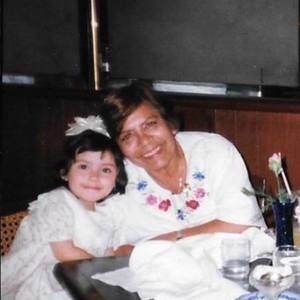 Meet your Posher, Carla