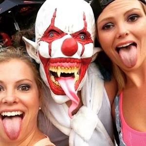 Meet your Posher, Caitlin