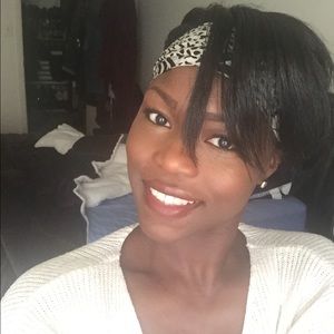 Meet your Posher, Tolu