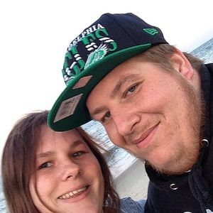 Meet your Posher, Larry