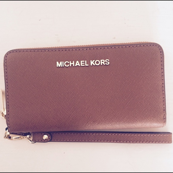 Michael Kors wallet, never used