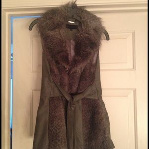 Nwot Steve Madden faux leather and faux fur vest