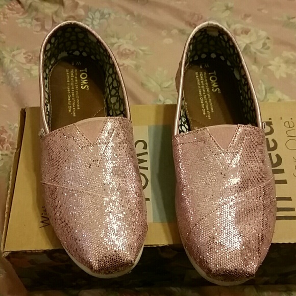 Shoe