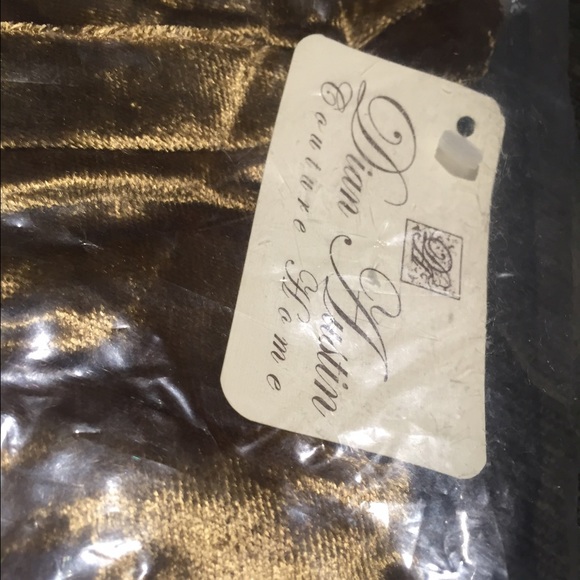 Pillow Sham - Picture 1 of 4
