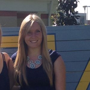 Meet your Posher, Whitney