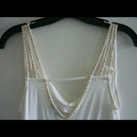 EXPRESS Going out top - Picture 3 of 3