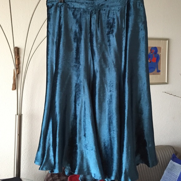 Lovely A line velvety Nordstroms skirt.