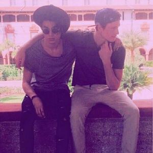 Meet your Posher, Presley