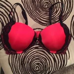 VS Very Sexy Lace Red/ Black Push Up