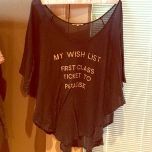 WILDFOX OVERSIZED TOP!