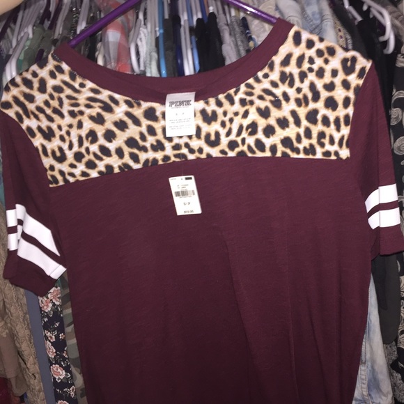 VS PINK T shirt
