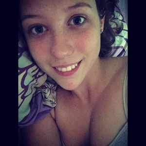 Meet your Posher, Megan