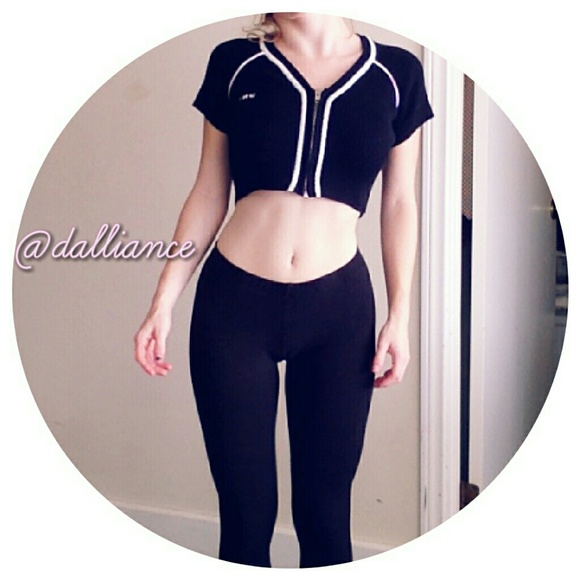 Forever 21 Black Leggings - Picture 1 of 1